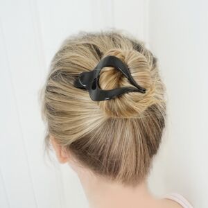 NEW Black Best Hair Comfort Clip with grip teeth